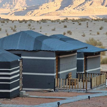 Beduin Star Trail Camp Bed and Breakfast Wadi Rum Eksteriør billede