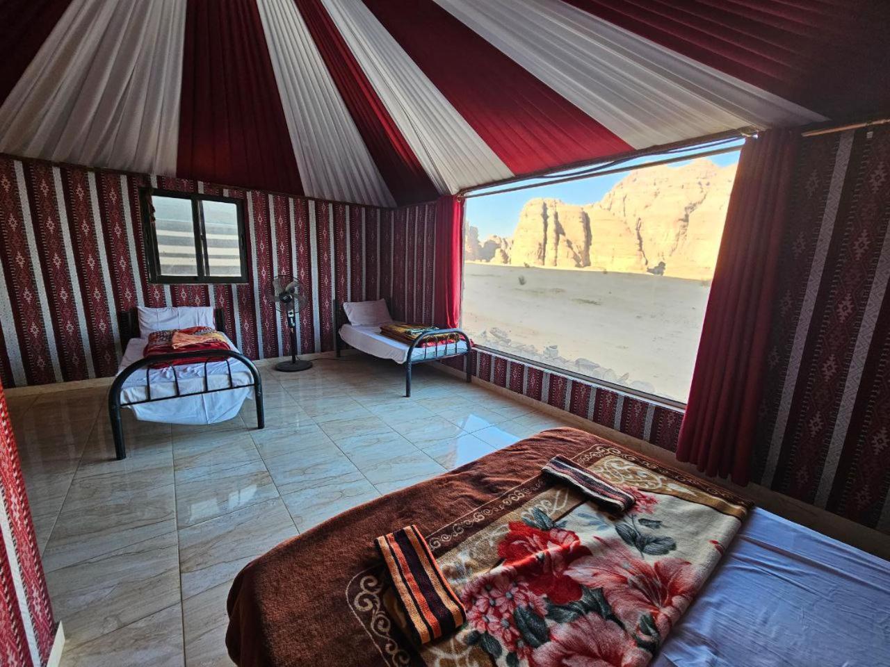 Beduin Star Trail Camp Bed and Breakfast Wadi Rum Eksteriør billede